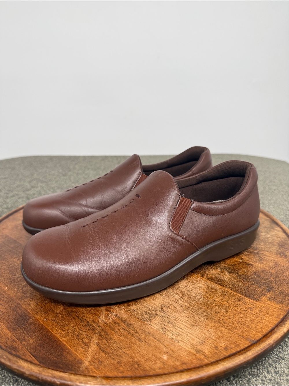 SAS Shoes Wm 8 M Teak Brown Leather Slip On Loafer Viva Walking Comfort